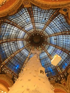 ☆　パリ　quatre　☆